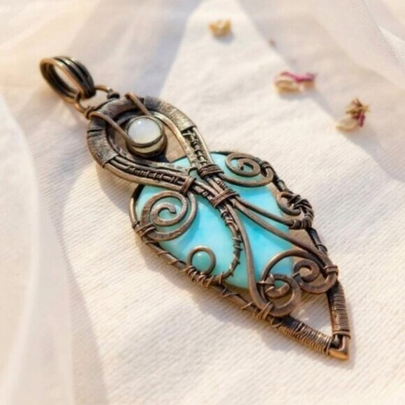Handcrafted Larimar ✦ Wire-Wrapped Pendant ✦ Pear-Shaped Ocean Stone 4.13g NWT - Picture 6 of 8